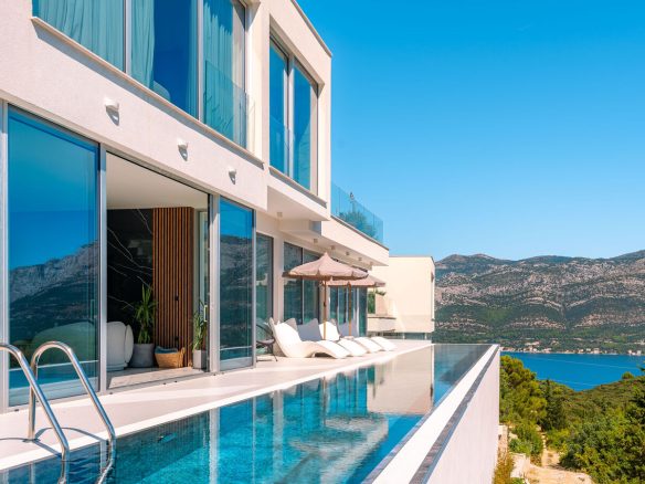 Novoizgrađena vila s otvorenim pogledom na grad Korčulu 6 Novoizgrađena vila s otvorenim pogledom na grad Korčulu